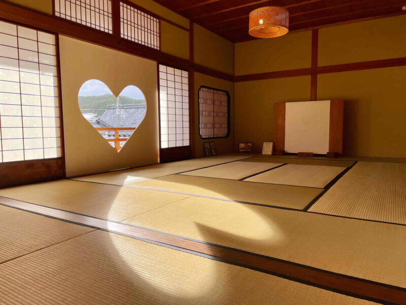 葵の葉戸